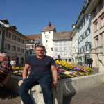 alberto lópez castro de , vive en Zúrich (Suiza)